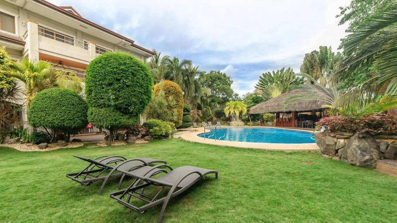 Golden Palm Resort Panglao 4*,